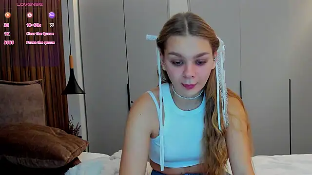 Molly sweetie online show from November 9, 7:17 am