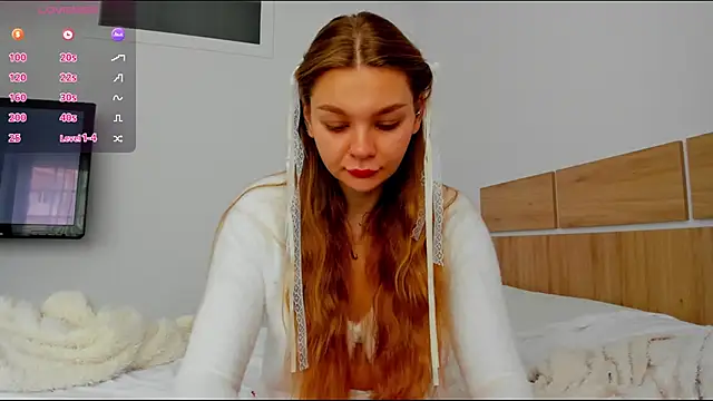 Snapshot of Molly_sweetie chatting on March 10, 7:46 am Molly sweetie online show from March 10, 7:46 am