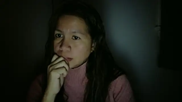 XLennaMX online show from February 22, 11:47 pm