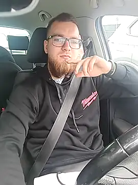 Sweet bear69 online show from September 27, 8:19 am