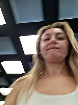 Miss    Mia  online show from January 14, 11:27 am