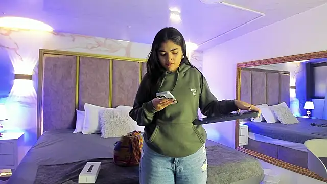 GiselOrtiz online show from March 13, 10:22 am