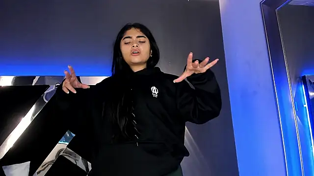 GiselOrtiz online show from June 25, 10:31 am