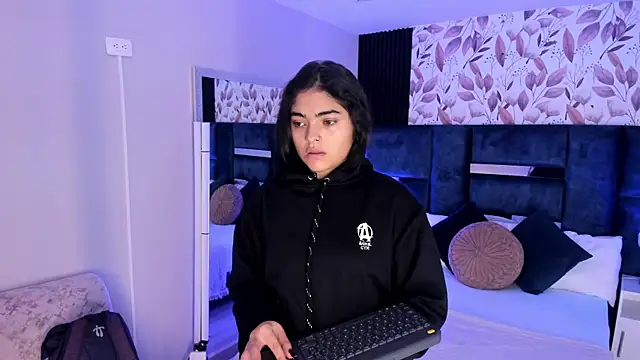 GiselOrtiz online show from July 17, 10:44 am