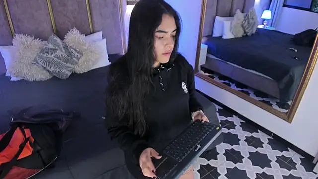 GiselOrtiz online show from July 30, 10:58 am