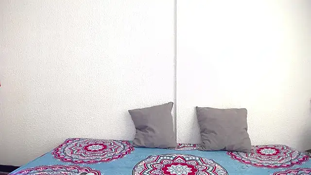 Snapshot of _joanne_and_oliver_ chatting on September 20, 4:41 pm joanne and oliver online show from September 20, 4:41 pm