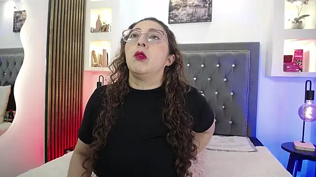 AnnadirtyXo online show from June 5, 4:41 am