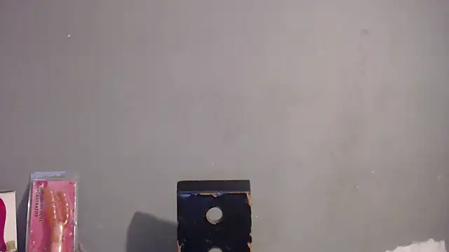 Snapshot of Amazing12inch chatting on October 24, 4:53 am Amazing12inch online show from October 24, 4:53 am