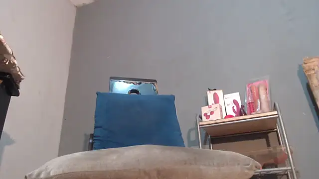 Amazing12inch online show from May 1, 4:39 am