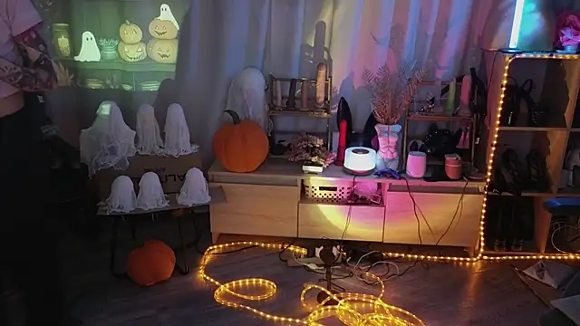 Kerry Kirk online show from October 23, 11:46 pm