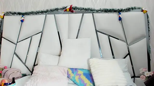  aurora18  online show from November 23, 3:06 am