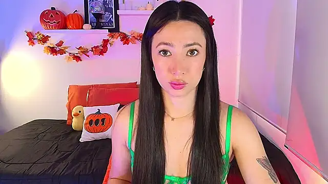 Snapshot of lilyy_evanss chatting on October 27, 9:19 pm lilyy evanss online show from October 27, 9:19 pm