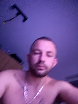 Snapshot of magicSeX4You chatting on October 14, 9:48 pm magicSeX4You online show from October 14, 9:48 pm