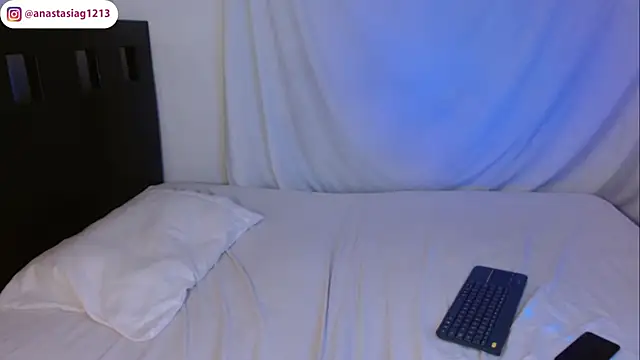 Anastasia1213 online show from February 28, 12:32 am