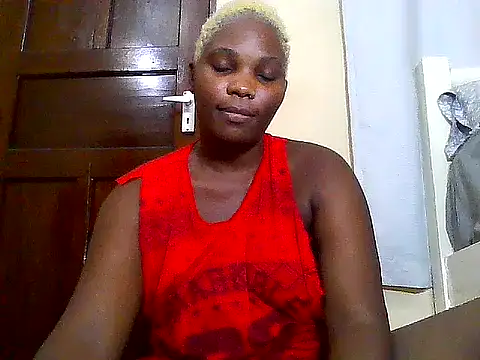 Snapshot of SexyKimberly23 chatting on June 13, 7:01 pm SexyKimberly23 online show from June 13, 7:01 pm