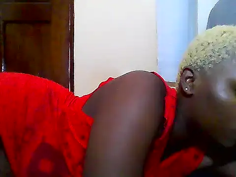 Snapshot of SexyKimberly23 chatting on June 16, 9:34 am SexyKimberly23 online show from June 16, 9:34 am