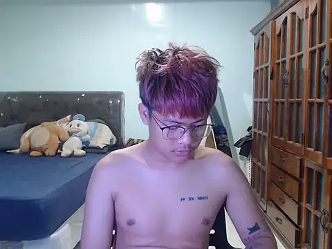 Snapshot of Prince_hottie chatting on July 11, 5:15 pm Prince hottie online show from July 11, 5:15 pm