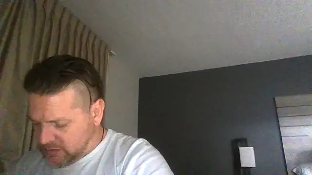 Buddy Cuck online show from March 5, 2:29 am