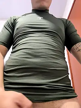 Snapshot of elpollo17 chatting on November 8, 6:35 am elpollo17 online show from November 8, 6:35 am