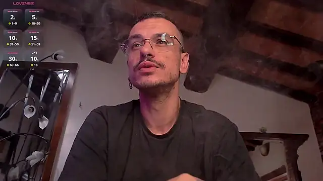 Snapshot of cek_186 chatting on June 12, 6:01 am cek 186 online show from June 12, 6:01 am