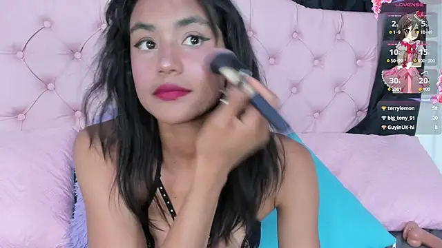 Snapshot of Applehot_LRR chatting on January 30, 8:22 am Applehot LRR online show from January 30, 8:22 am