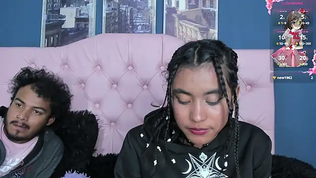 Snapshot of Applehot_LRR chatting on March 12, 8:30 am Applehot LRR online show from March 12, 8:30 am