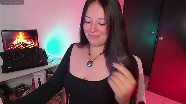 Snapshot of Lexie_Thompson10 chatting on July 11, 2:36 am Lexie Thompson10 online show from July 11, 2:36 am