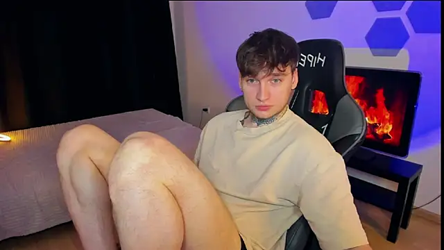 Chris Tyson online show from February 9, 12:17 am