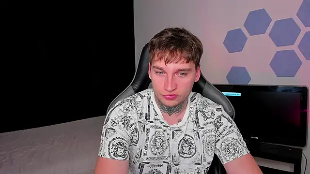 Chris Tyson online show from September 14, 1:27 am