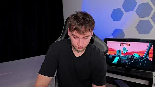 Chris Tyson online show from September 16, 12:00 am