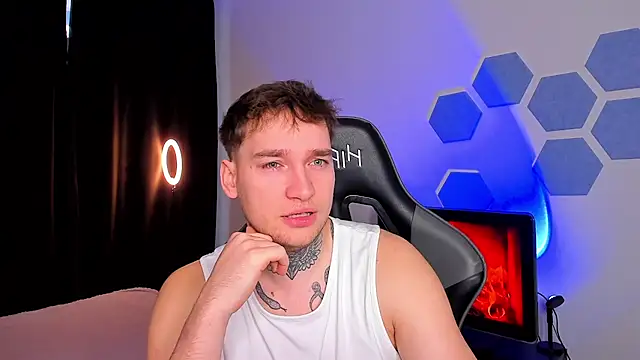 Chris Tyson online show from November 29, 8:28 am