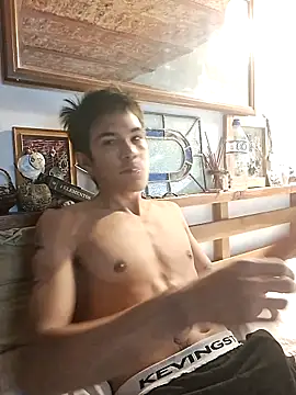 Snapshot of LYZBORNHD chatting on December 30, 6:05 pm LYZBORNHD online show from December 30, 6:05 pm