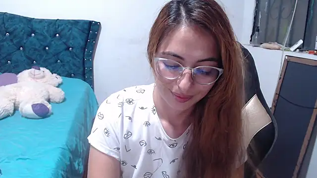 Snapshot of Kate_lorens9 chatting on July 23, 2:09 am Kate lorens9 online show from July 23, 2:09 am