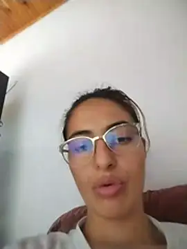 Snapshot of Kate_lorens9 chatting on August 4, 2:41 pm Kate lorens9 online show from August 4, 2:41 pm