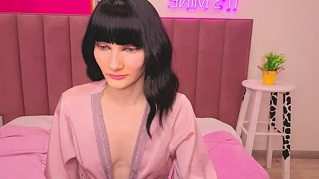 Lili flowerr online show from April 27, 11:19 am