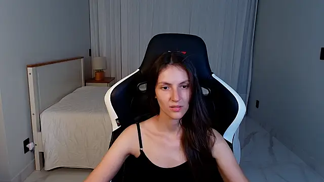 upssnowy online show from March 17, 9:18 pm