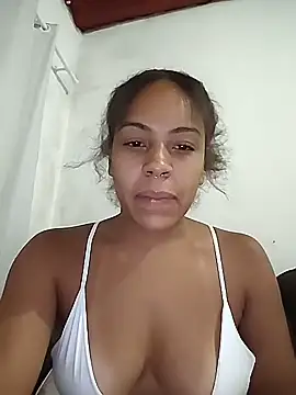 Snapshot of Julia_Pretinha chatting on February 1, 3:49 am Julia Pretinha online show from February 1, 3:49 am