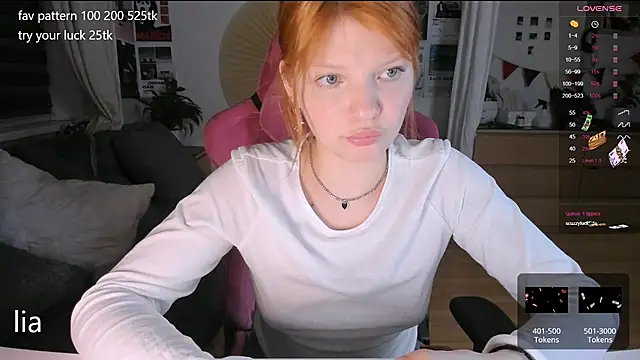 lil lia online show from October 15, 9:48 pm