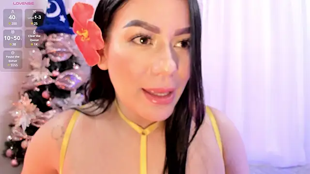 Snapshot of Miah_gomez_ chatting on December 3, 10:40 pm Miah gomez online show from December 3, 10:40 pm