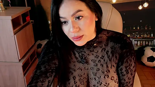 Miah gomez  online show from June 29, 11:43 am