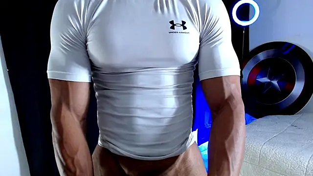 Snapshot of Antonywebb94 chatting on November 3, 5:47 pm Antonywebb94 online show from November 3, 5:47 pm