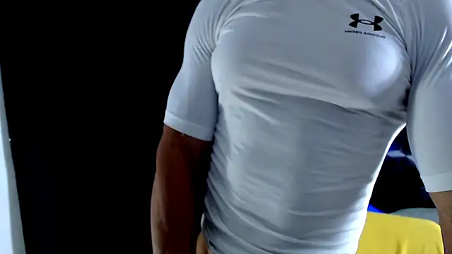 Snapshot of Antonywebb94 chatting on November 11, 4:29 pm Antonywebb94 online show from November 11, 4:29 pm