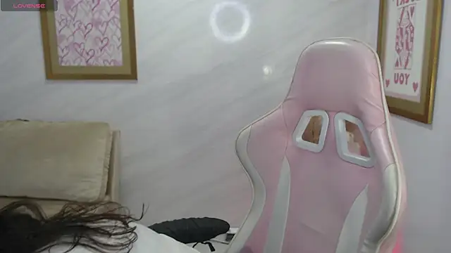  mila sweet v online show from January 29, 7:43 pm