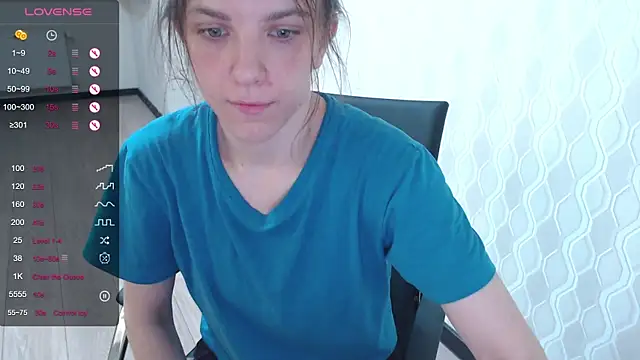 LisaHeart online show from March 15, 2:03 am