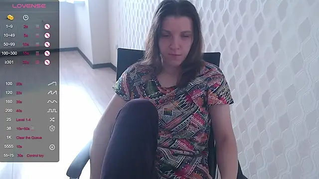 LisaHeart online show from October 7, 10:45 am