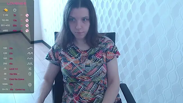 Snapshot of LisaHeart chatting on July 21, 7:54 am LisaHeart online show from July 21, 7:54 am
