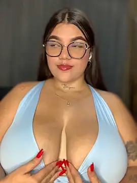 Michellesexxy online show from December 15, 1:35 am