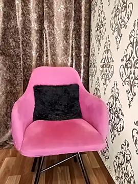 Snapshot of Mishika_Gill chatting on February 6, 6:24 pm Mishika Gill online show from February 6, 6:24 pm