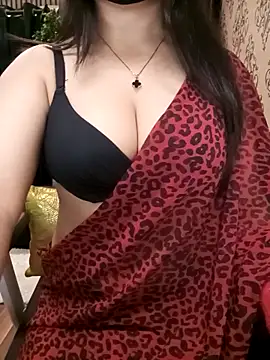 Snapshot of Mishika_Gill chatting on February 9, 2:04 am Mishika Gill online show from February 9, 2:04 am