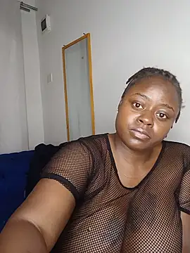 t-QueenSlyy online show from June 10, 7:57 pm